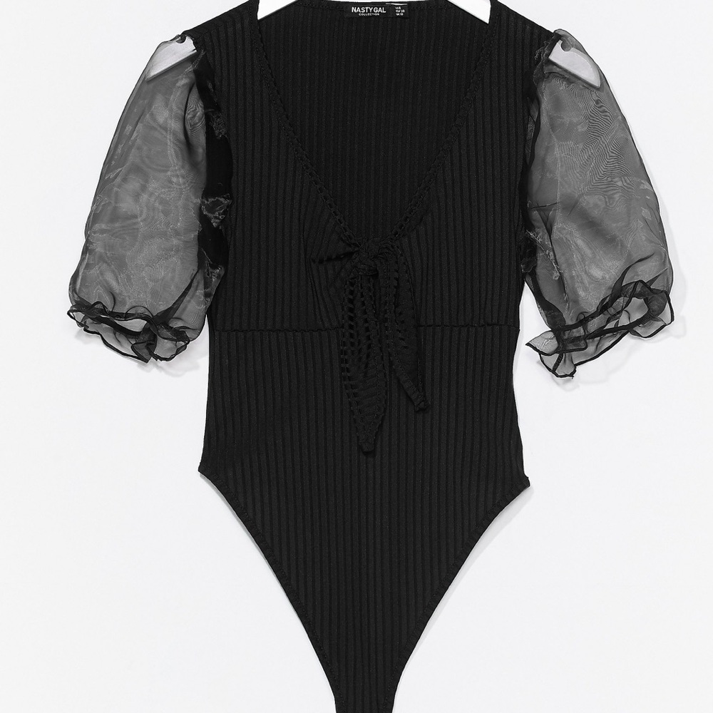 Ribbed body suit with puff sleeves